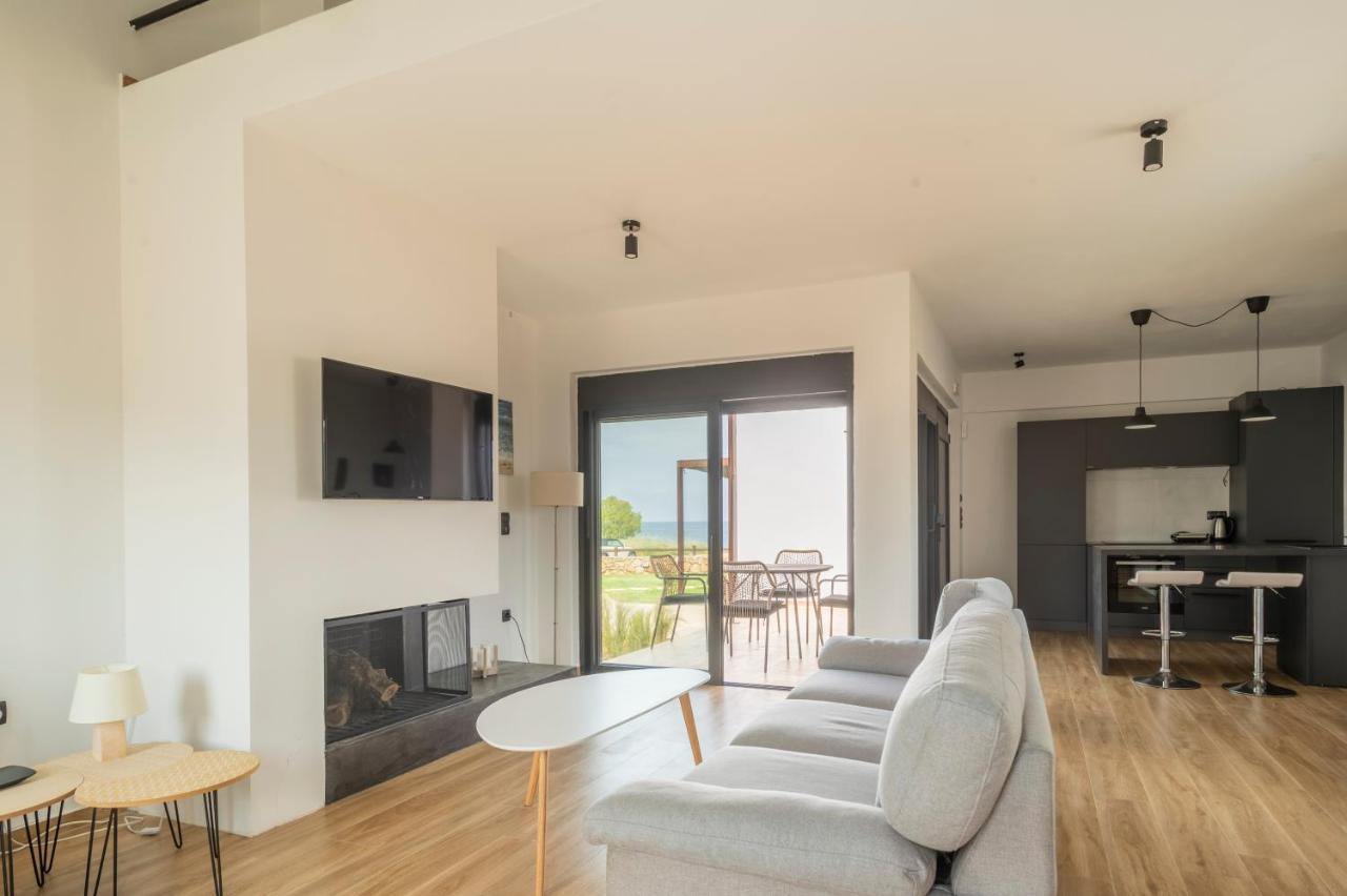 Olivomare Villa Kyparissia Exterior foto