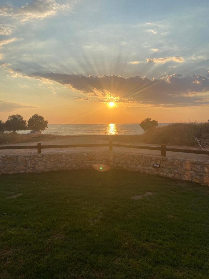 Olivomare Villa Kyparissia Exterior foto