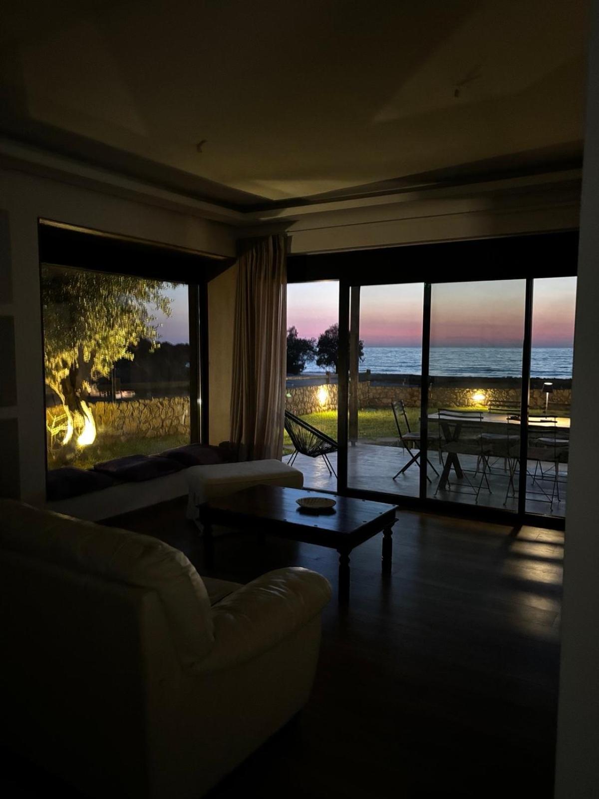 Olivomare Villa Kyparissia Exterior foto