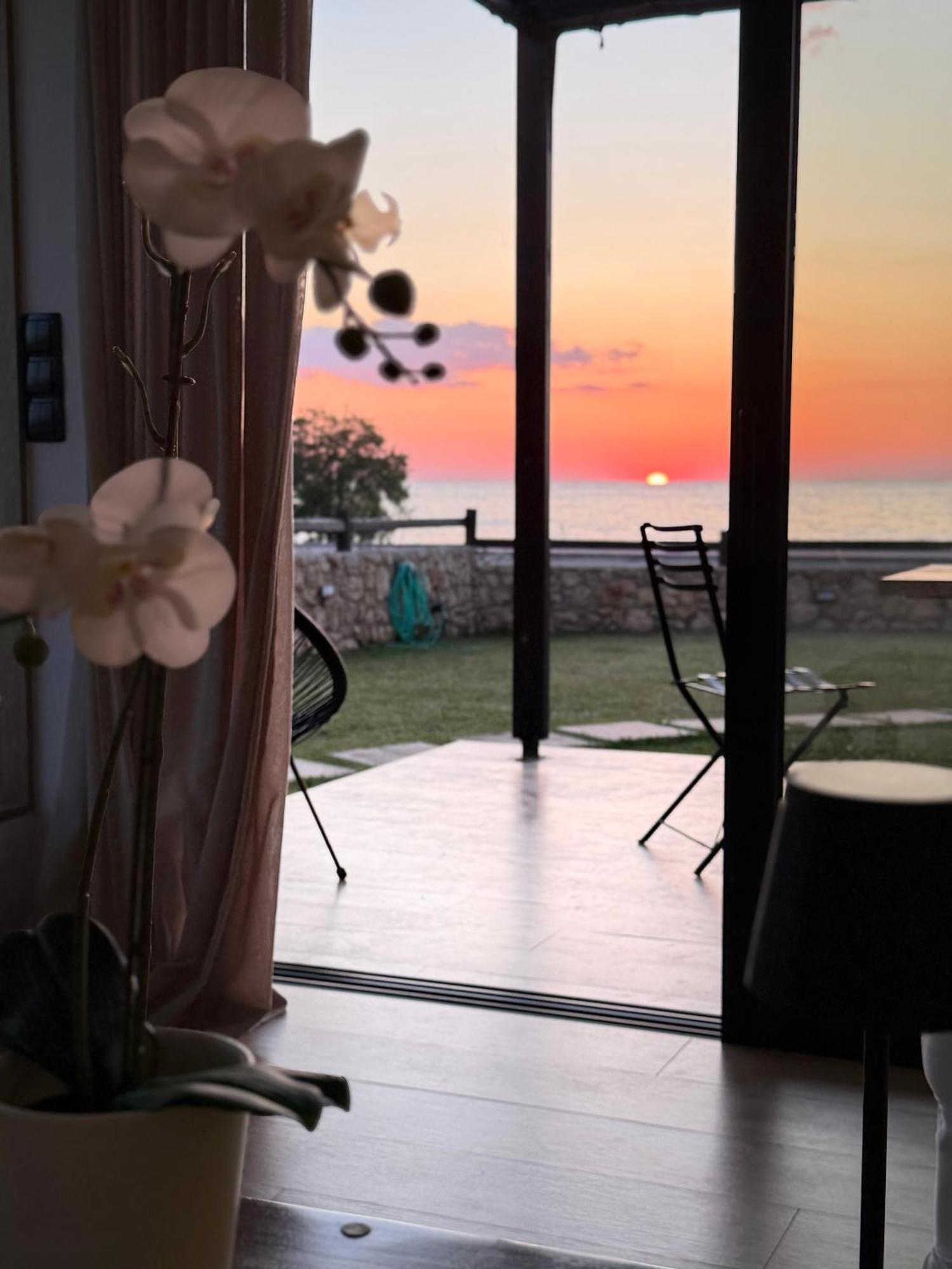 Olivomare Villa Kyparissia Exterior foto